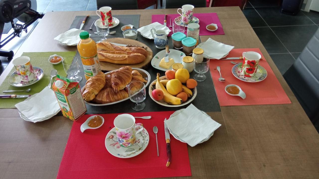 B&B Du Cerisier, Diner Sur Demande Noyers  Zewnętrze zdjęcie